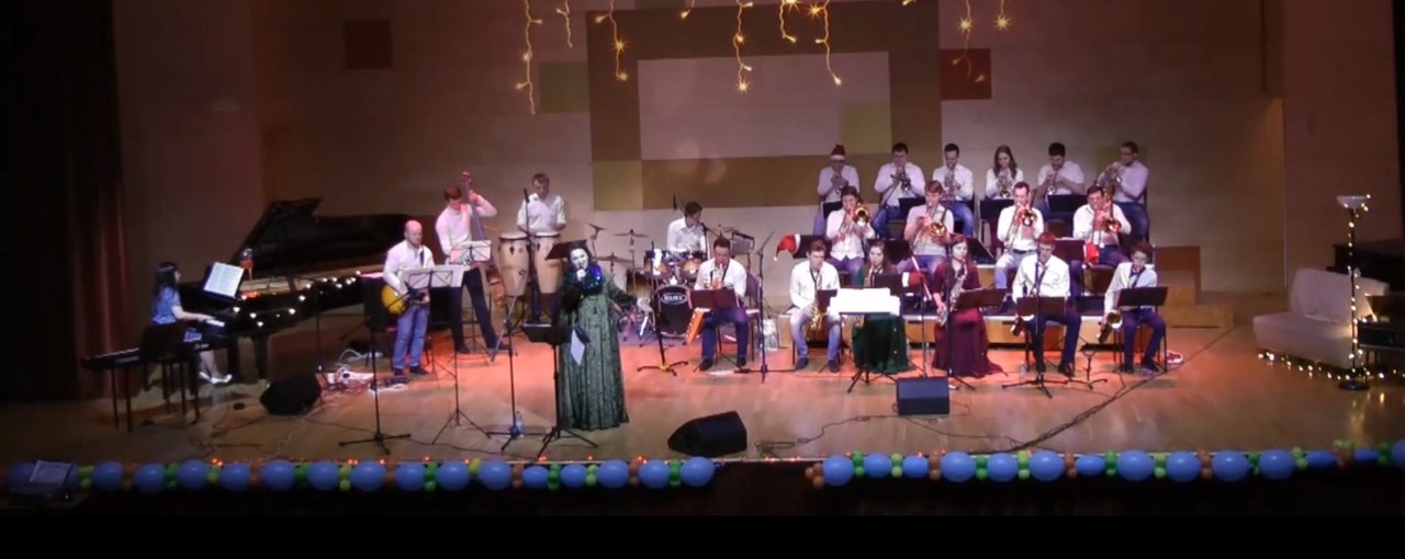 Онлайн-концерт провели для жителей Троицка