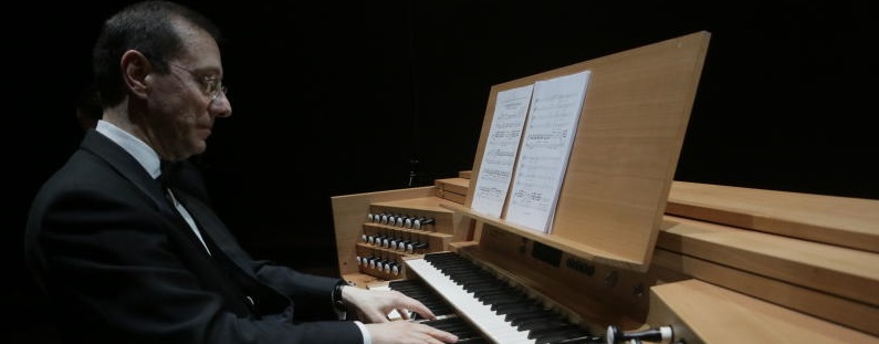 Учитель из школы искусств проведет органный концерт