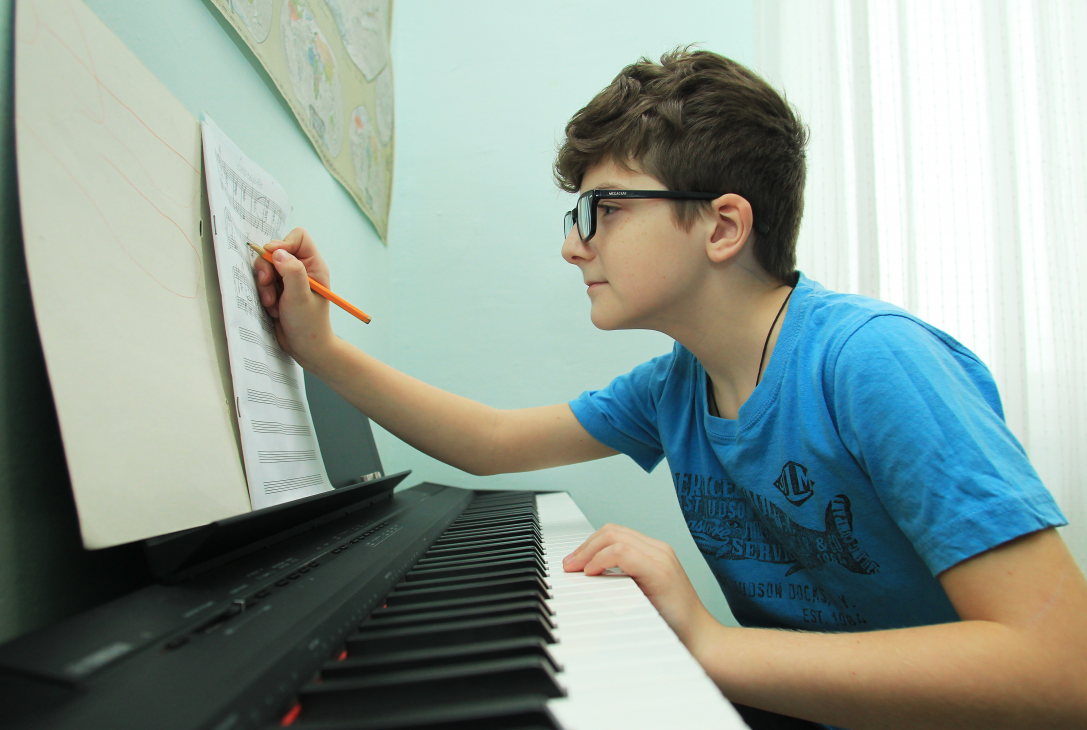 Юные музыканты поучаствовали в онлайн-конкурсе